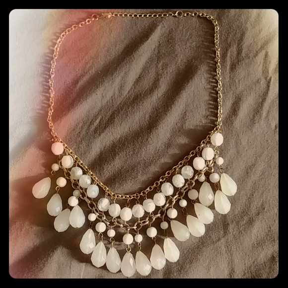 Used Forever 21 Necklace - Picture 1 of 1
